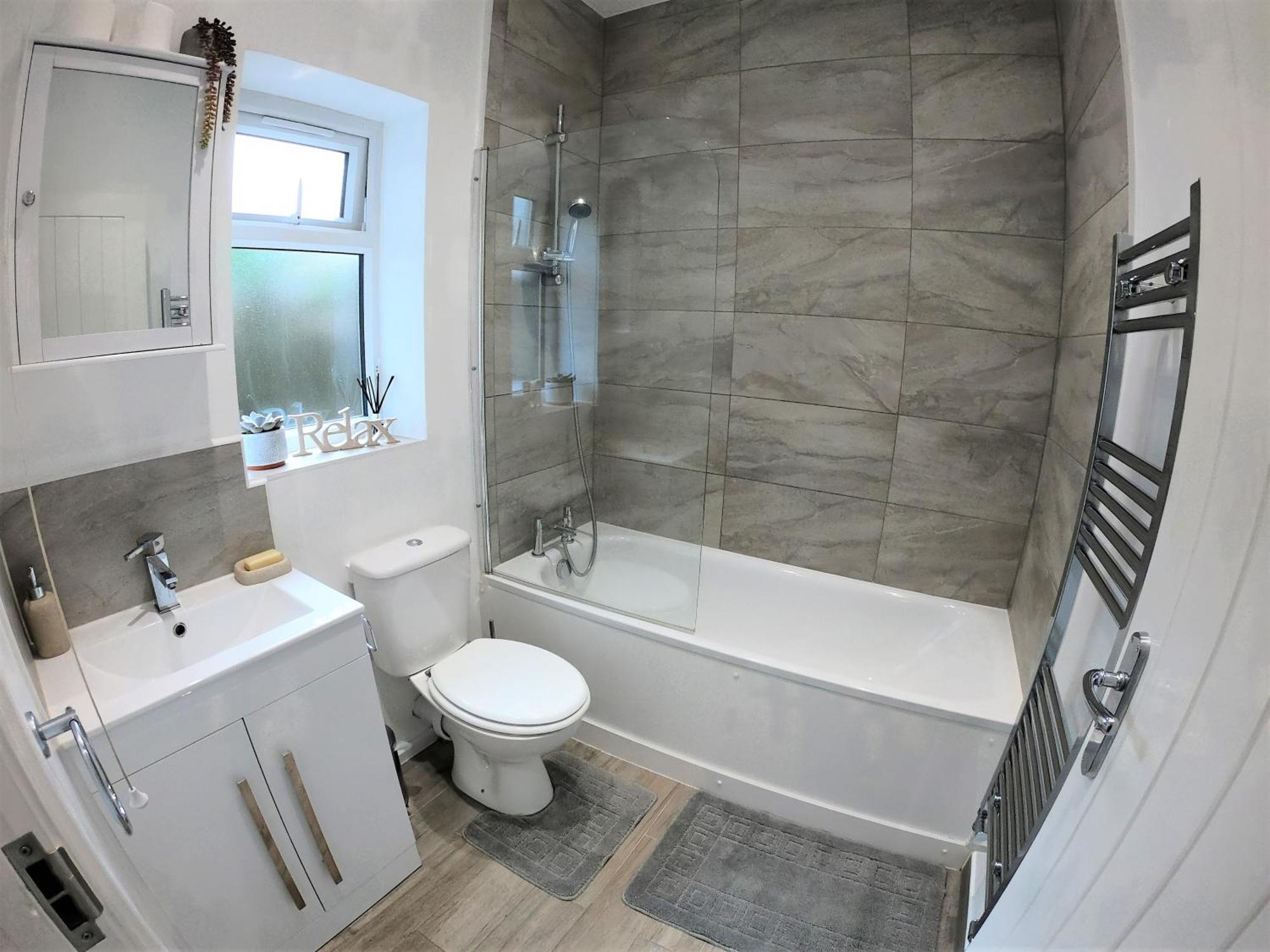 Ricky Road Guest House - Premium Уотфорд Стая снимка